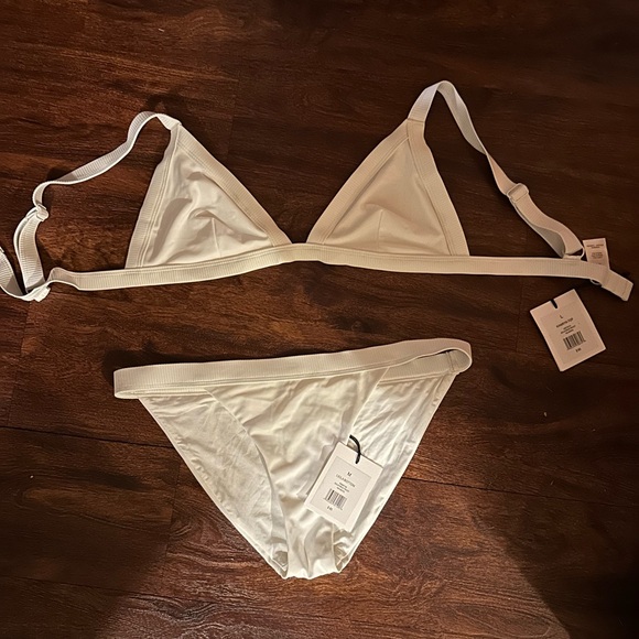 Onia White Bikini Set Kamryn Top (L) and Leila Bottoms (M) - Picture 5 of 5